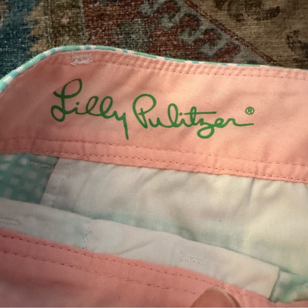 Lilly Pulitzer• Spring 2013 Green Blue and White Buttercup Short Size 2 - Picture 6 of 8